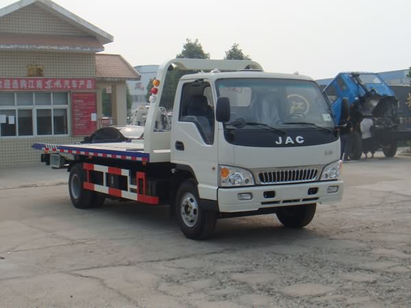 江淮國四平板一拖二清障車